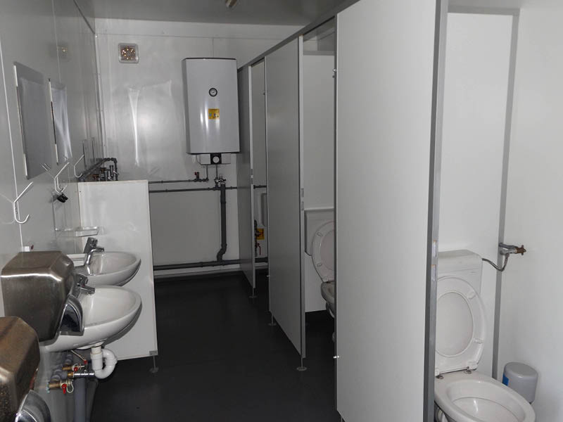 Modular buildings used for sanitary cabins
